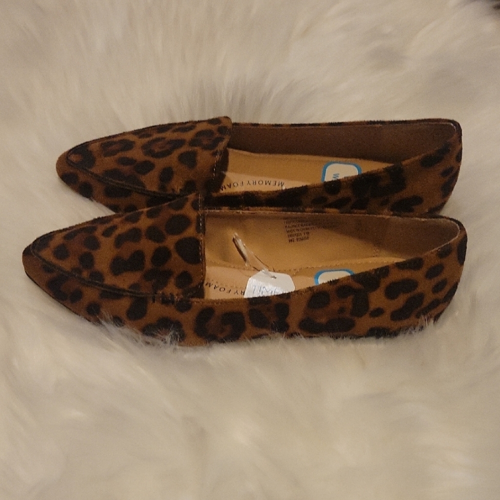 Time and Tru Brown Flats Classic Slip-On Design Size 6W